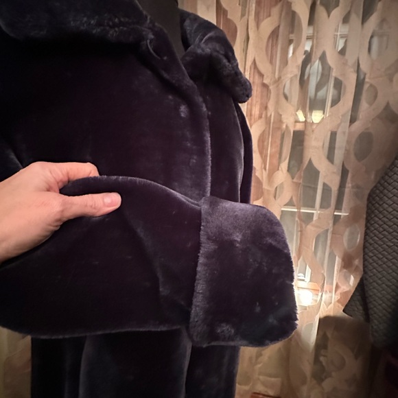 Dennis Basso faux fur coat - Picture 11 of 13